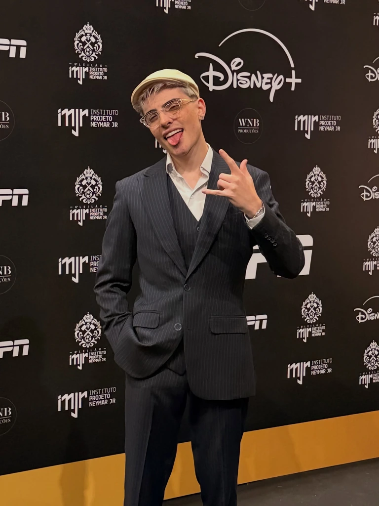 Giovanni Brandi em evento do Instituto Projeto Neymar Jr.